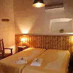 Casas Do Palheiro Velho *