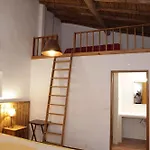 Casas Do Palheiro Velho * 카스트로마림